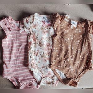 Nicole Miller onsies 6-9M